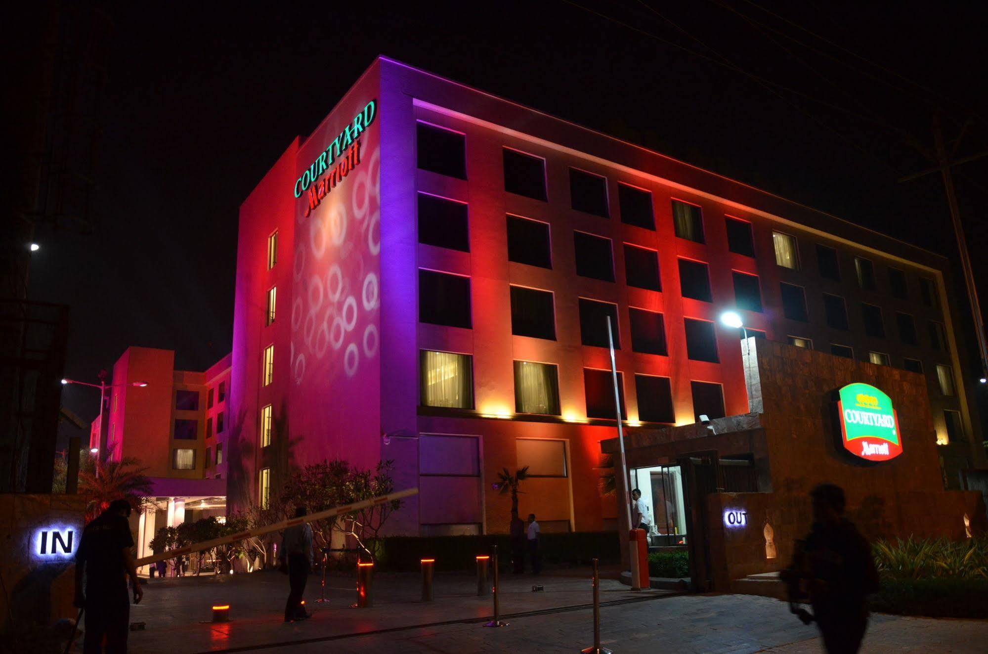 Hotel Courtyard By Marriott Agra (Uttar Pradesh)